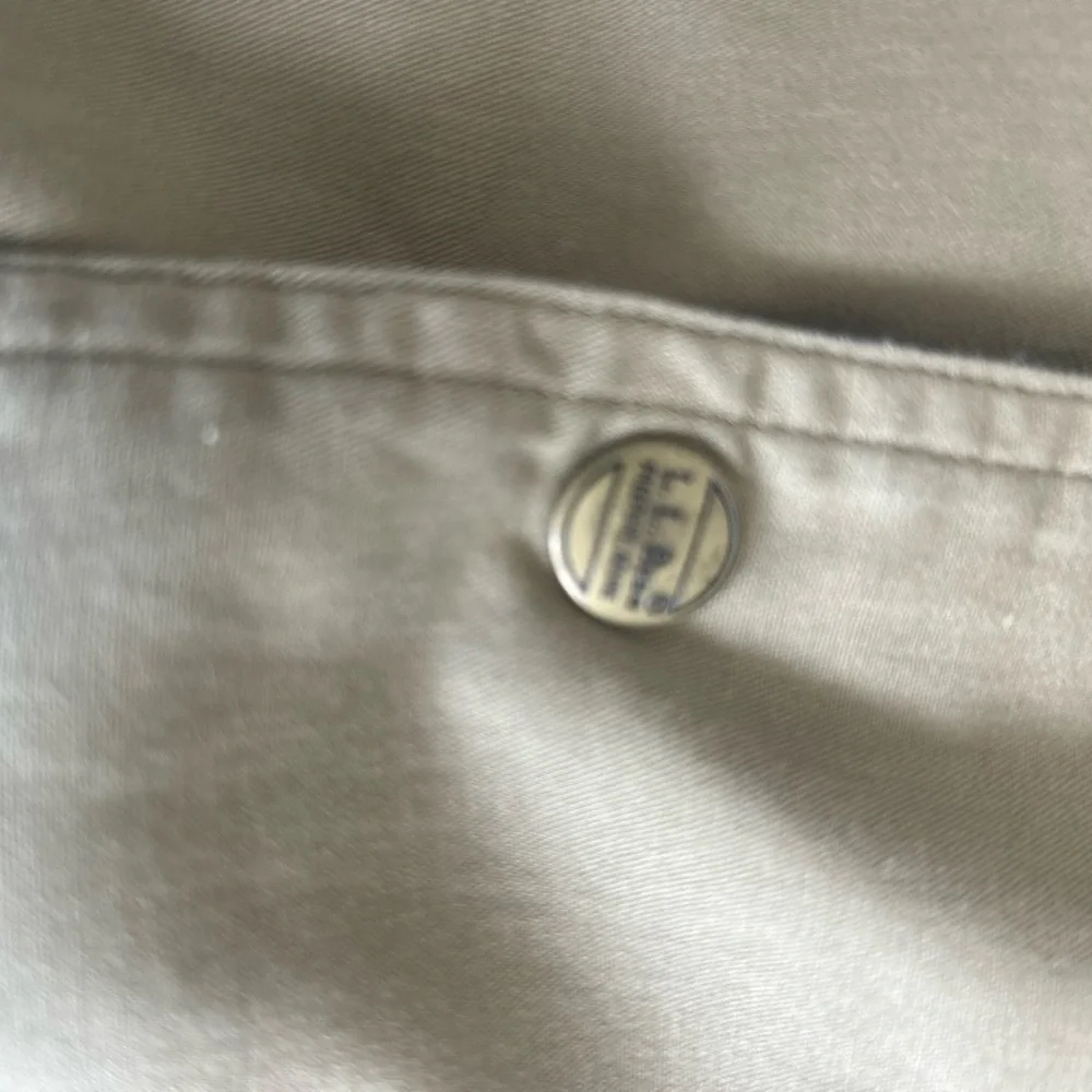 L.L. Bean Tan Lightweight Shirt Jacket with Collar and Adjustable Cuffs - Picture 4 of 9